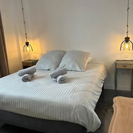 Apartment Elegant*epoxy*design&decor